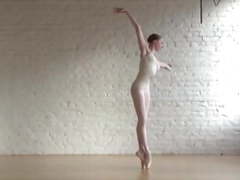 Nude ballerina