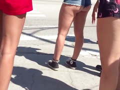 White girls going to lollapalooza 2019 in booty shorts