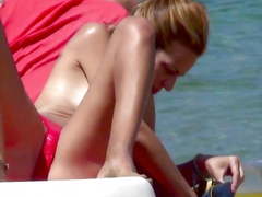 Incredible blond topless and pussy ibiza beach