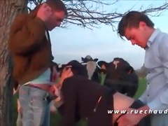 MILF francaise exhib enchaine les bites partout tt le temps